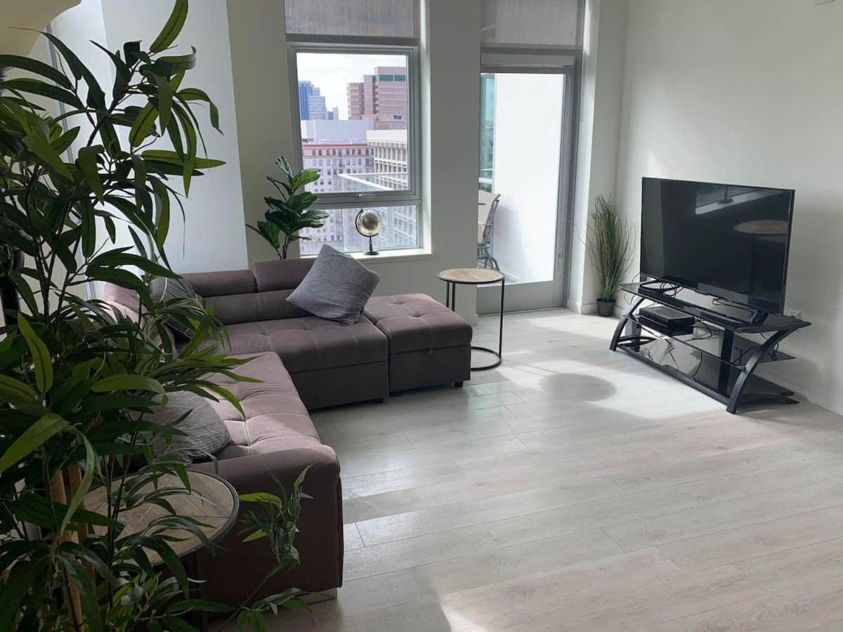 Top Floor High Rise 3 Bed Dtla Skyscraper Penthouse Los Angeles Bagian luar foto